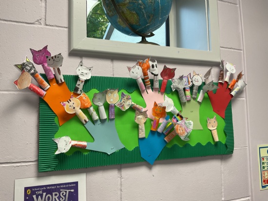 Year 3 study the poem 'Deux petits chaton visitant Paris'